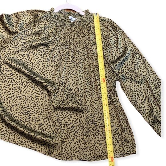 H&M Leopard Print Satin Green Blouse - Picture 8 of 10